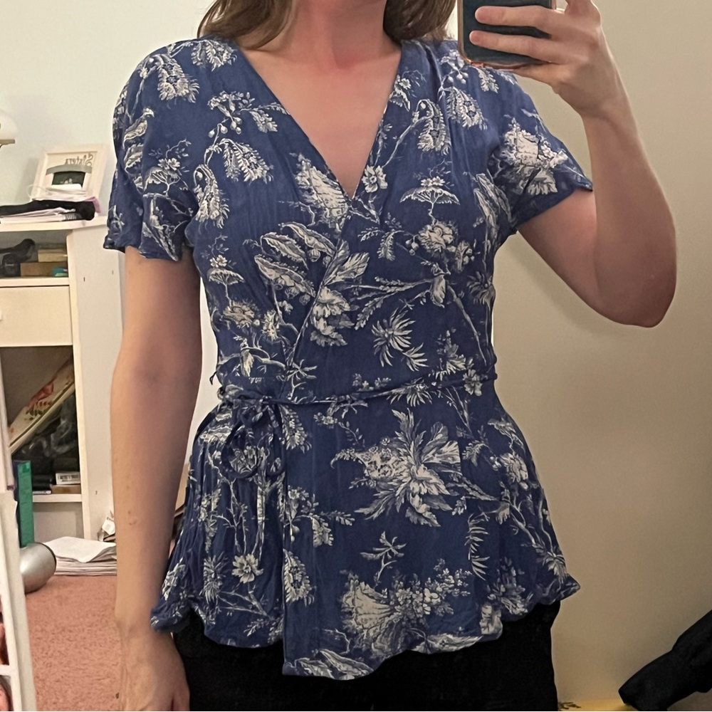 Anthropologie Maeve Clarita Blue White Wrap Blouse Floral